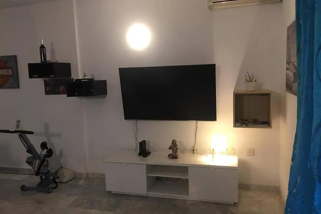 لوس كريستيانوس Top Apartment In Los Cristianos بيت للعطل